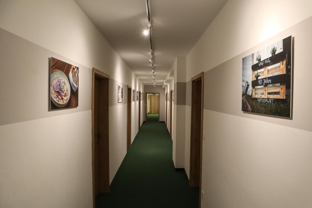 Gasthof Zur Bruecke Kaufering 外观 照片