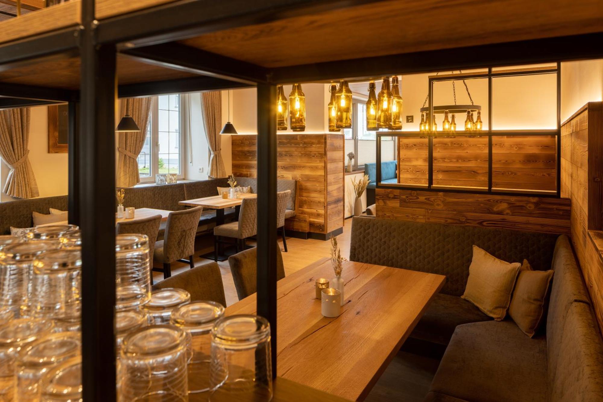 Gasthof Zur Bruecke Kaufering 外观 照片